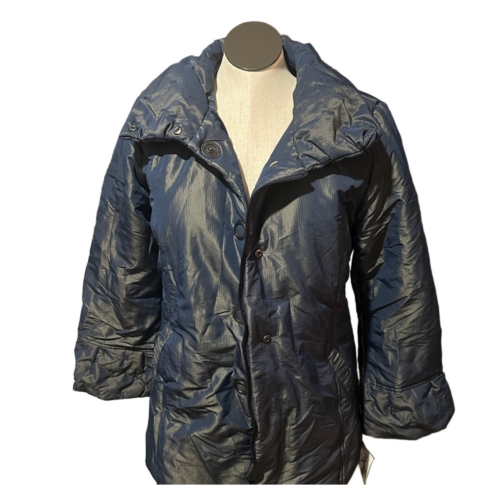 NEYELLE NWT blue shiny coat vintage warm (no hood)